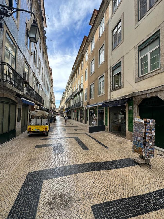 The Traditional Arts Memoir, Downtown Flat With Balcony And Comfort Lisboa Extérieur photo