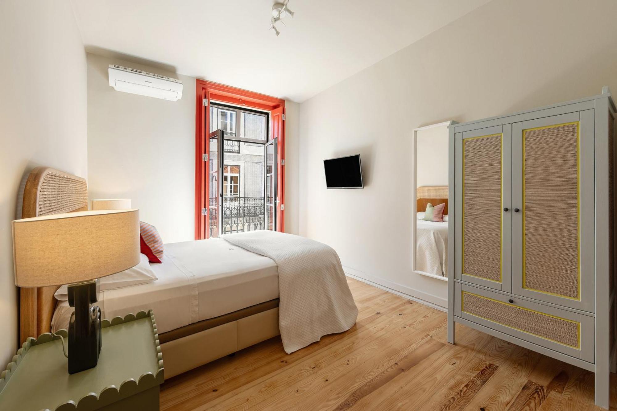 The Traditional Arts Memoir, Downtown Flat With Balcony And Comfort Lisboa Extérieur photo